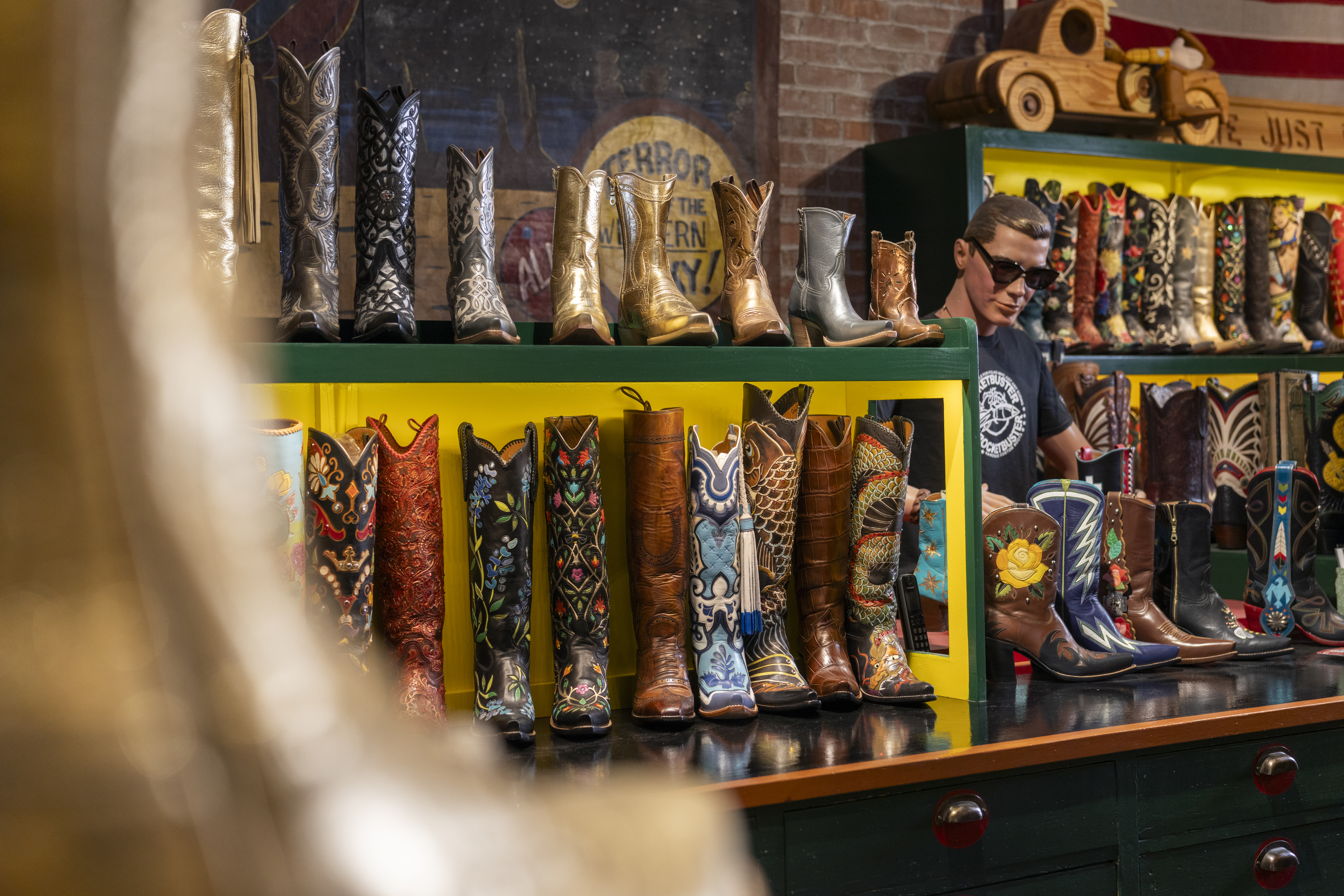 Explore El Paso: The Boot Capital of Texas