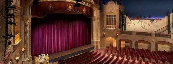Plaza Theater
