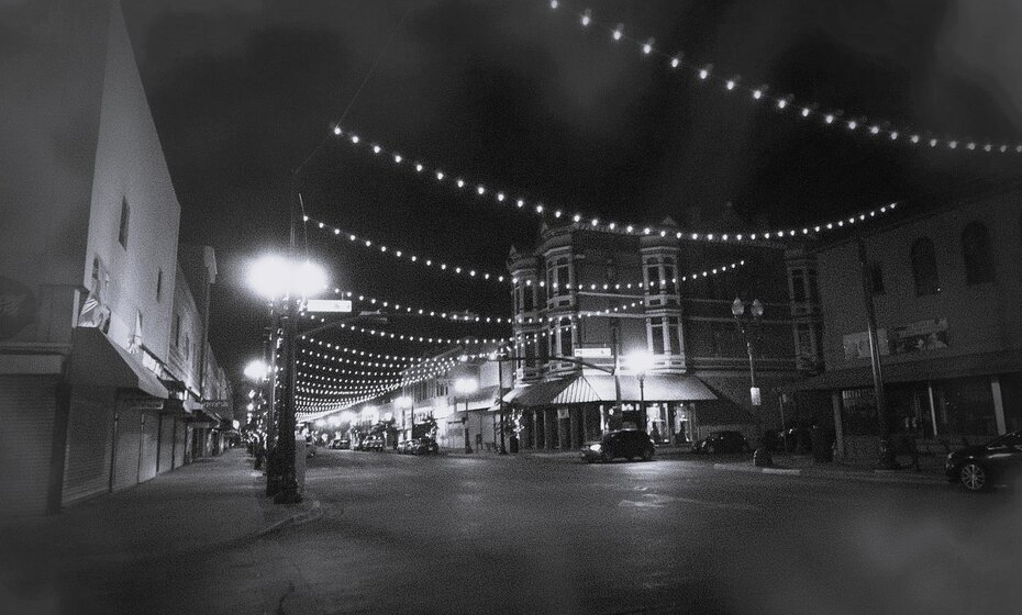 Mystery, Murder, & Mayhem: Haunted Bar Crawl