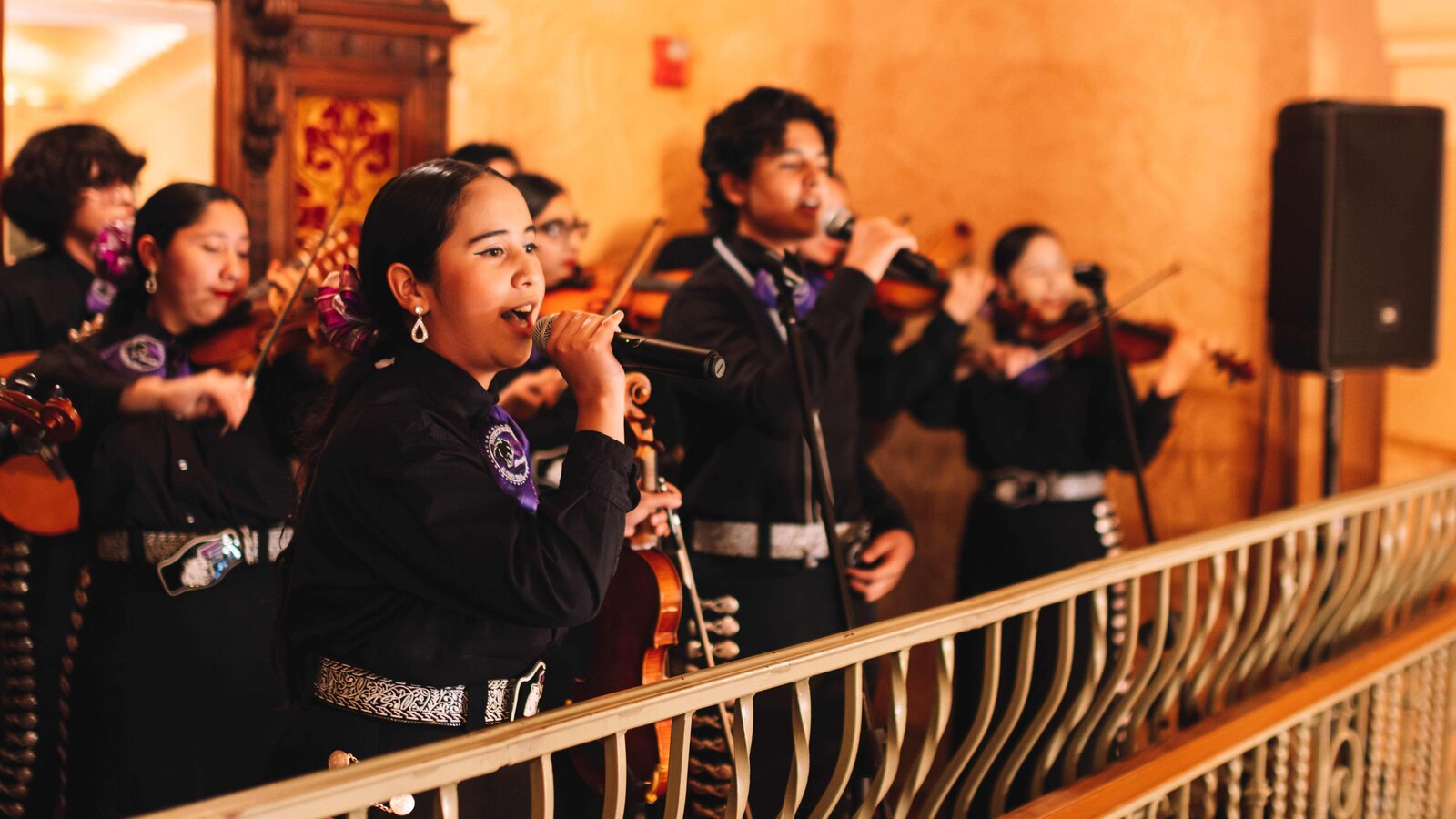 oyelpaso Artist Development